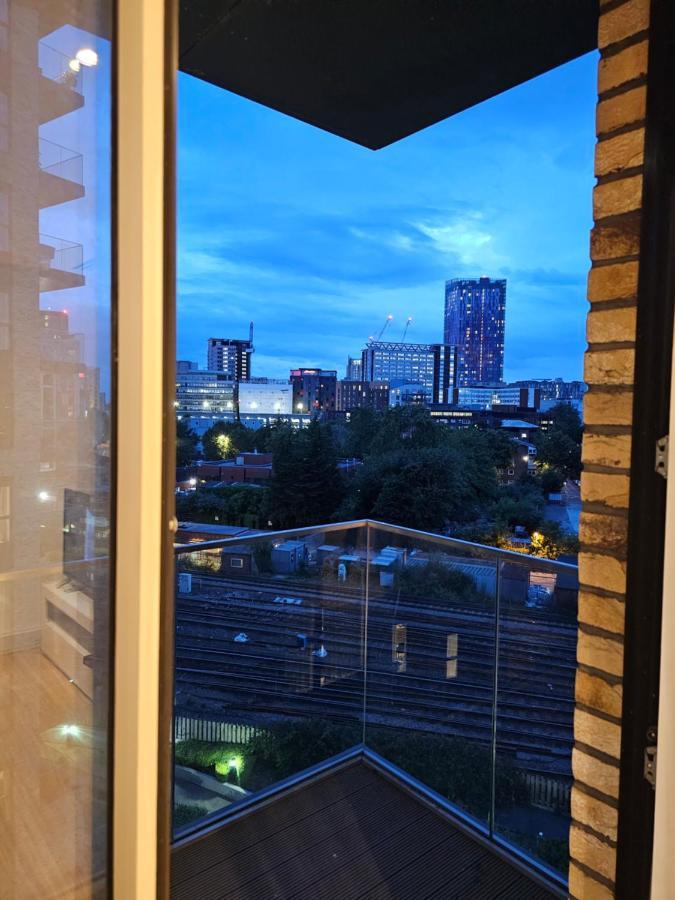 Santina Apartments Croydon Exterior photo